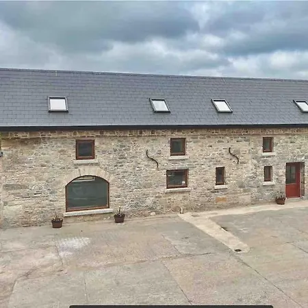 Tom Rocky's Farmyard 3* Templemore